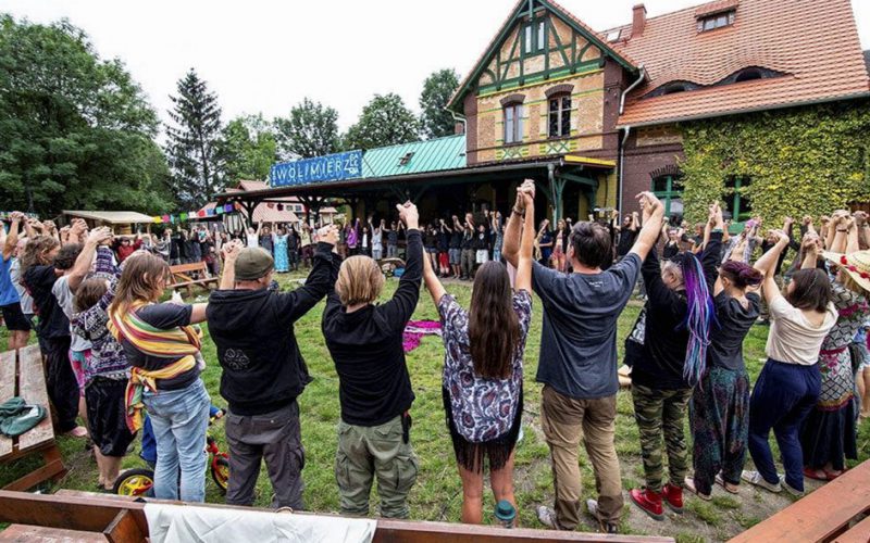 Hipisowska kultura z dala od cywilizacji