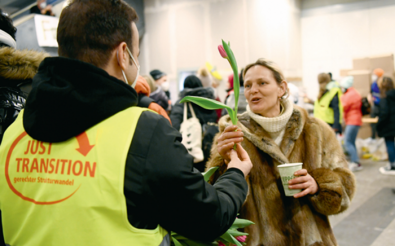Pomoc uchodźcom to maraton, a nie sprint