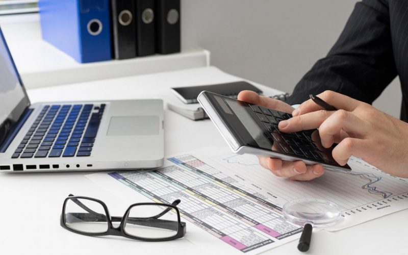 Pożyczki online – jak pożyczać pieniądze przez Internet?