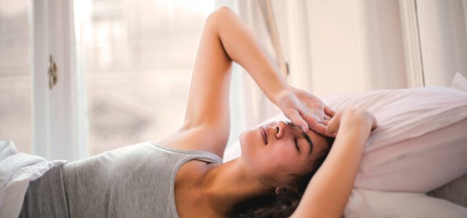 Problemy z zasypianiem – jak sobie z nimi radzić?