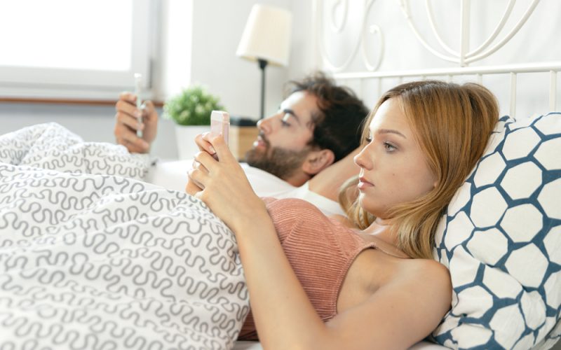 Zakochani w smartfonie