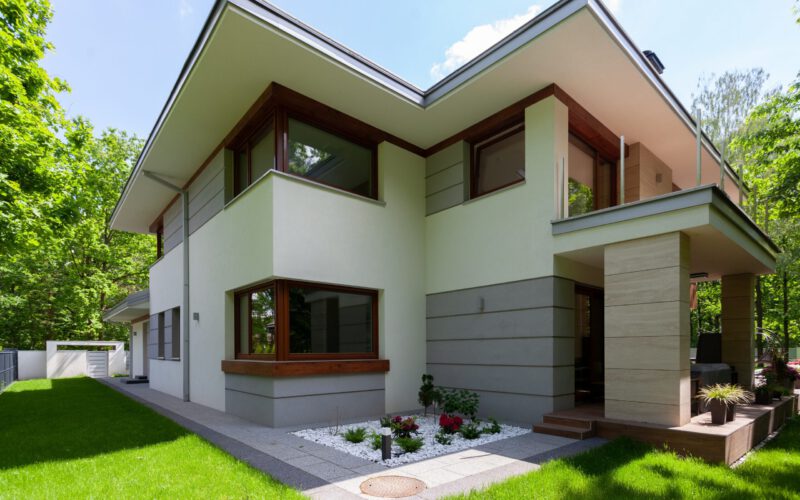 Parterowy, z poddaszem użytkowym a może piętrowy? Jaki projekt domu wybrać