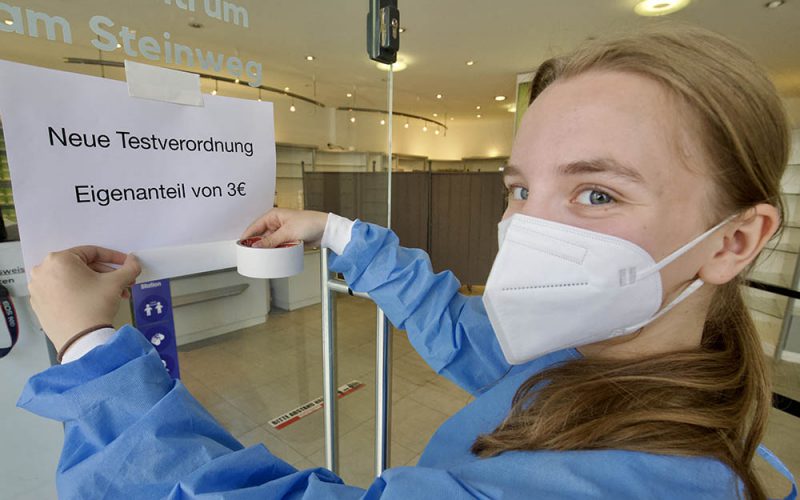 Wzbiera kolejna fala koronawirusa