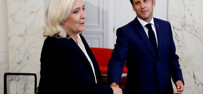 Le Pen poza kordonem