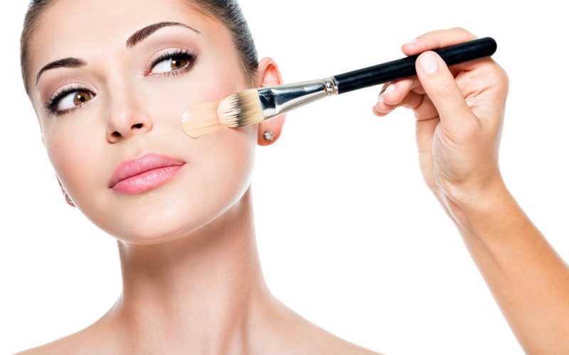 Najlepsza baza pod makijaż – jak wybrać?