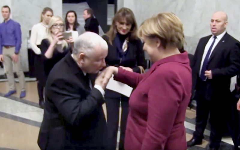 Władzy raz zdobytej nie oddamy nigdy