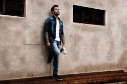 6 popularnych fasonów jeansów męskich