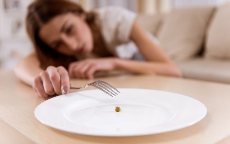 Anoreksja – jak rozpoznać jadłowstręt psychiczny?