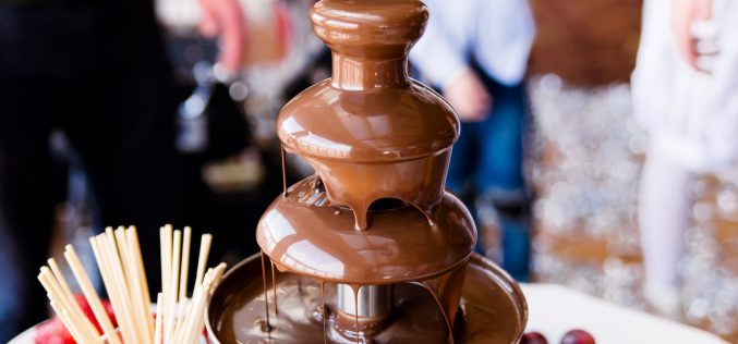 Fontanny czekoladowe sposobem na uatrakcyjnienie Twojej restauracji
