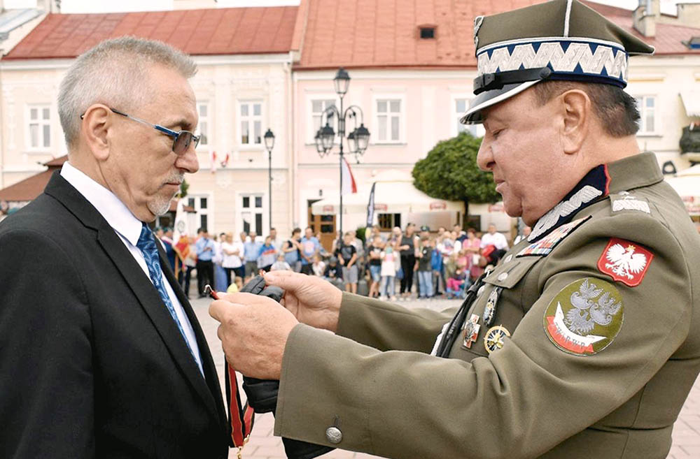 A to byli przebierańcy