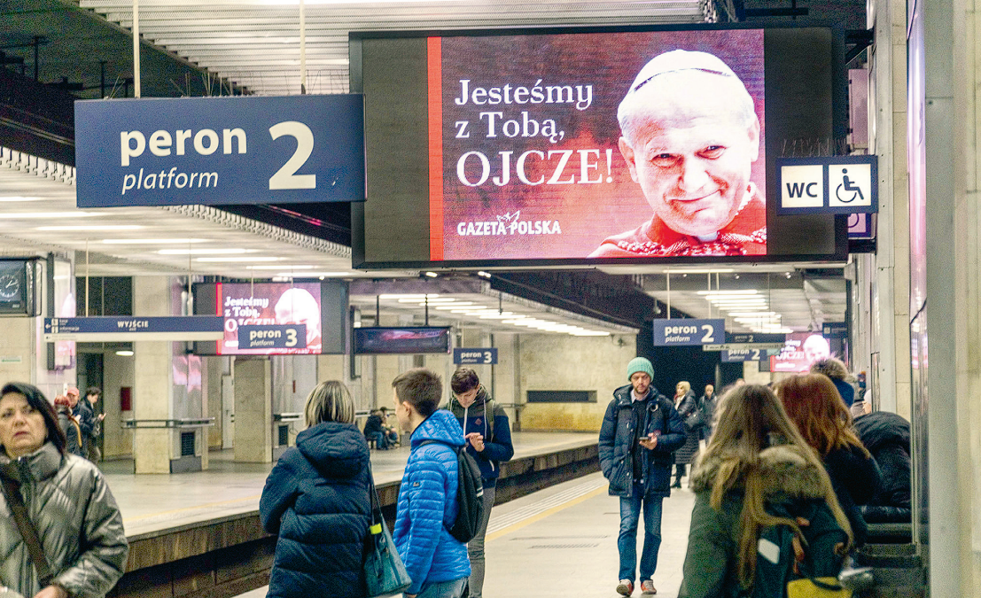 Papież – wyborczy nabój PiS