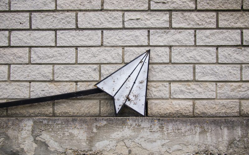 E-mail we własnej domenie: jak uruchomić pocztę z nazwą firmy lub nazwiskiem w adresie?