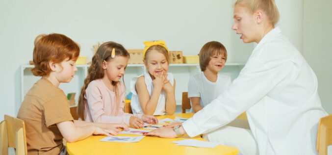 Terapia pedagogiczna – studia podyplomowe dla zainteresowanych pracą z dziećmi