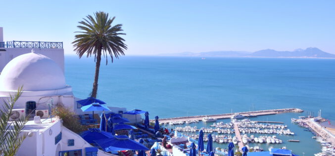 Biało-błękitne wrota Sahary