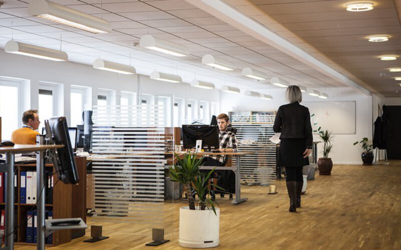 Czym jest restrukturyzacja? Kiedy się na nią zdecydować?