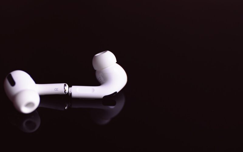 Jakie słuchawki bezprzewodowe dla nastolatka?