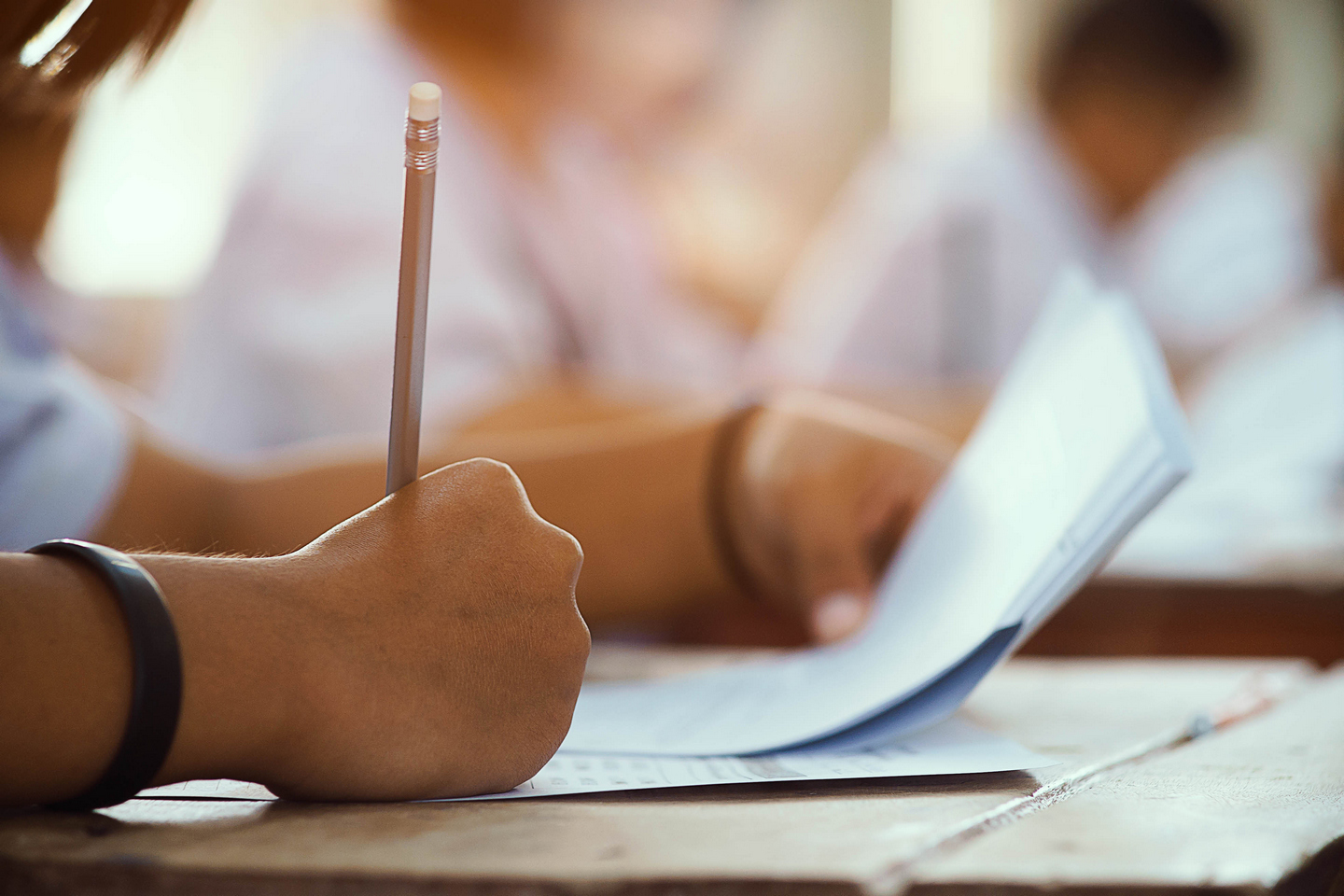 Jak znaleźć uczniów na korepetycje: skuteczne strategie i porady od BUKI School
