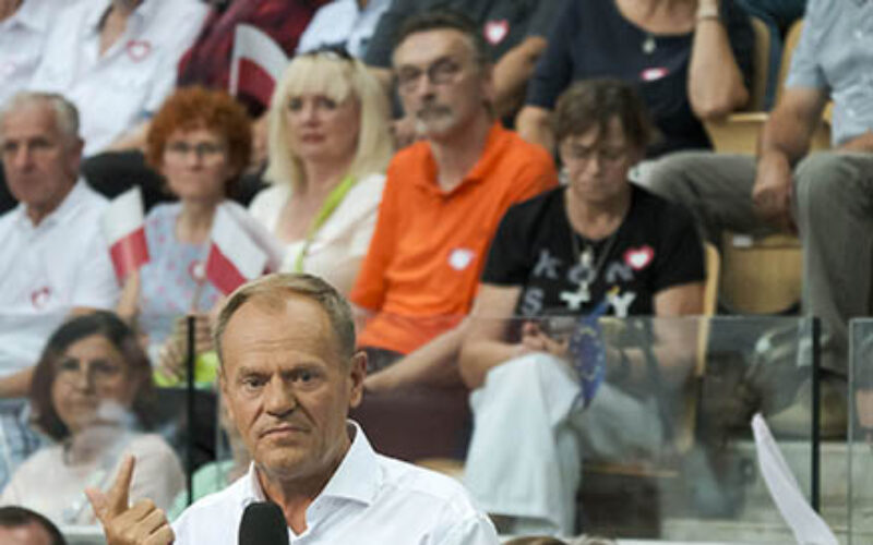 Tusku, nie ruszaj socjalu!