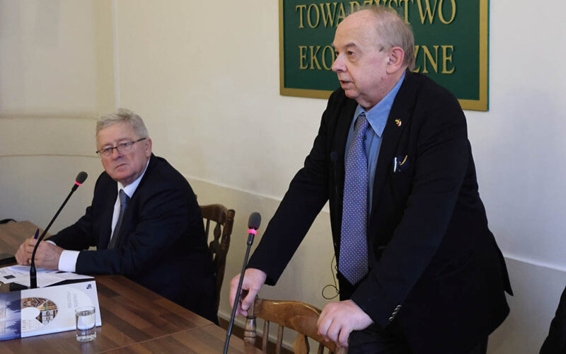 Przywrócić praworządność