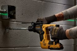 Czym się różni młotowiertarka od młota udarowego?