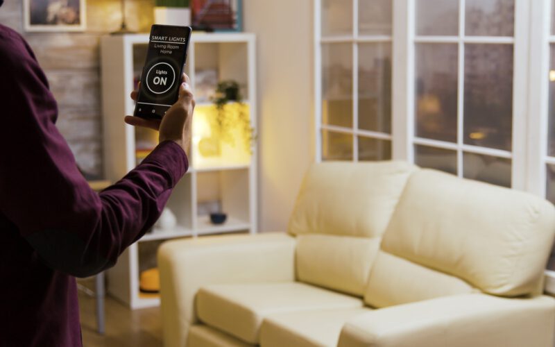 Inteligentne oświetlenie – wzrost komfortu w domu