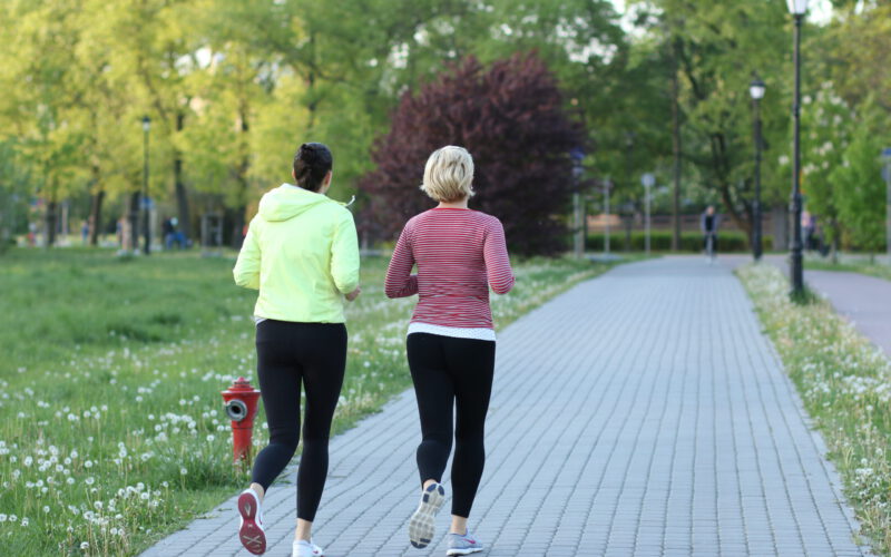 Kompleksowy poradnik: jak dbać o stawy?