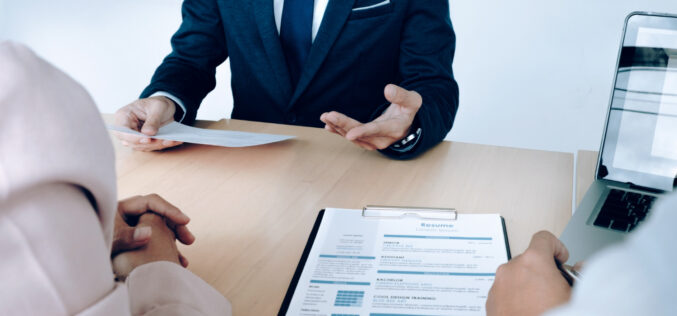Jak rekrutować przy pomocy firmy rekrutacyjnej?