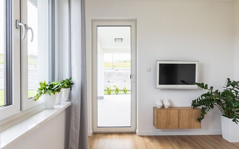 Spójrz na świat przez okna WIŚNIOWSKI