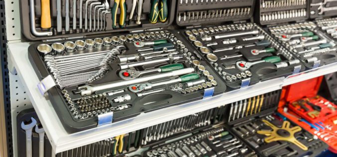 Czym się różnią narzędzia profesjonalne od zwykłych narzędzi?