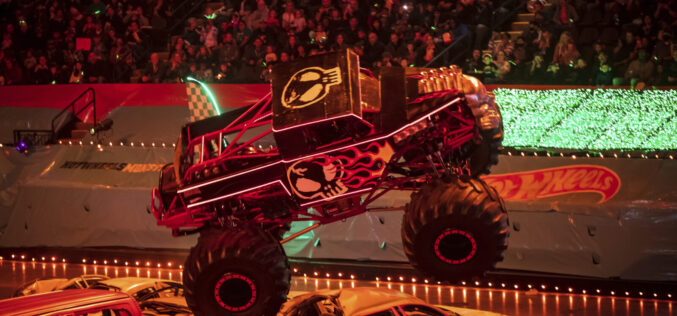 Hot Wheels Monster Trucks Live™ Glow Party™ rozświetli Atlas Arenę w Łodzi