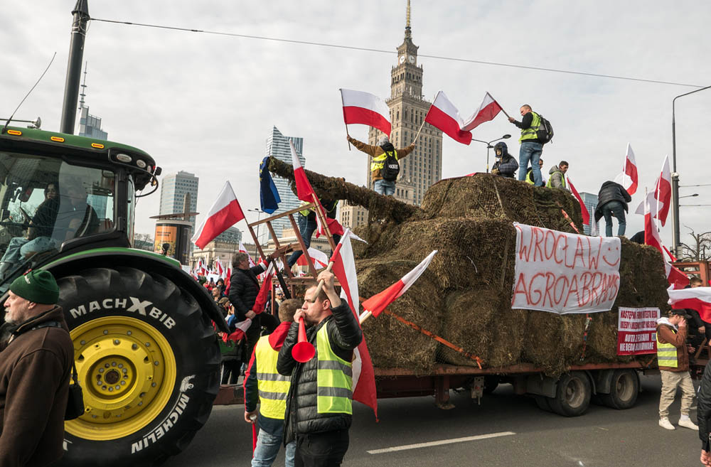 Rolniczy gniew i wielka polityka