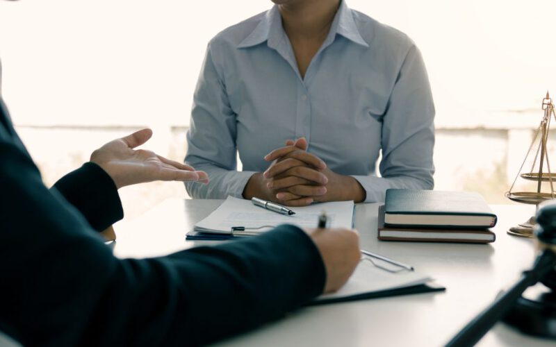 Wykroczenie a przestępstwo – czym się różnią?