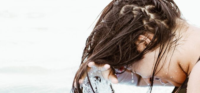 Czy szampon i odżywka mogą rozwiązać problem z wypadaniem włosów?