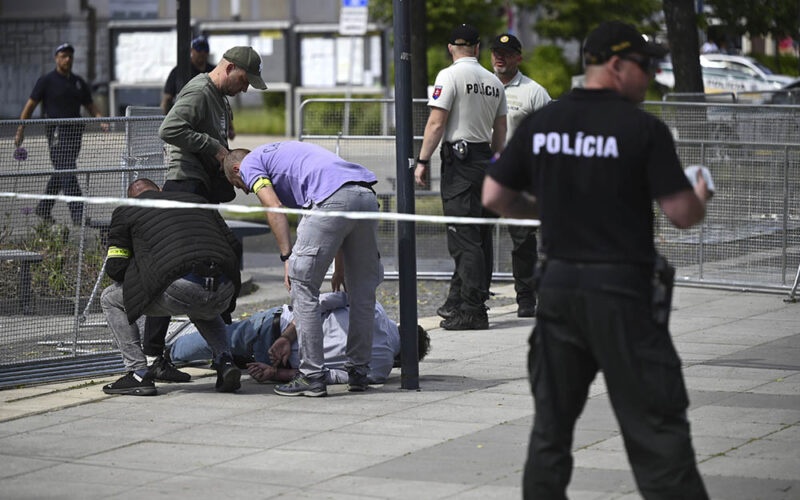 Podzieleni jak nigdy