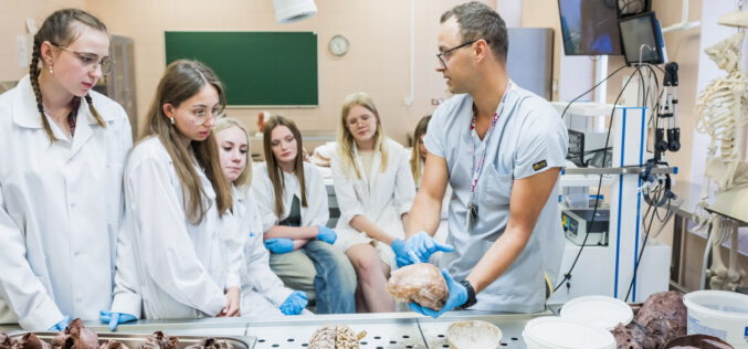 Upadek uczelni medycznych?