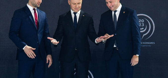 Prezes Piesiewicz – złoty i „skromny”