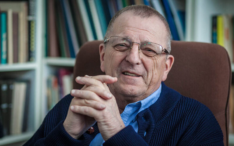 Wiara w naukę jest niewygodna dla władzy