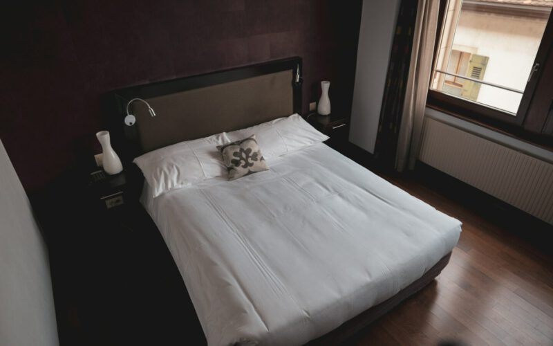 Solidne i jakościowe materace do spania – sposób na zdrowy i efektywny sen