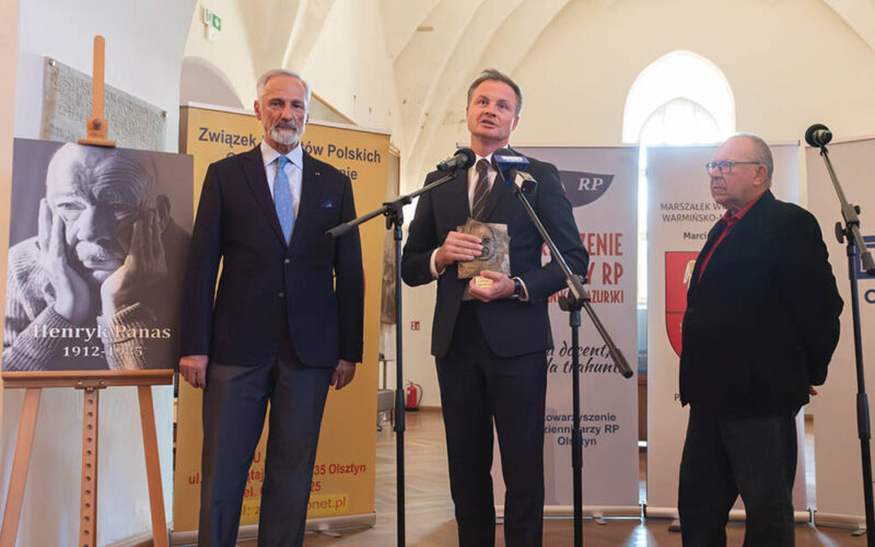 Wiktor Marek Leyk z Nagrodą Panasa