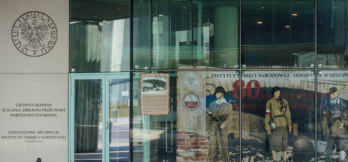 Dosyć wojny z PRL!