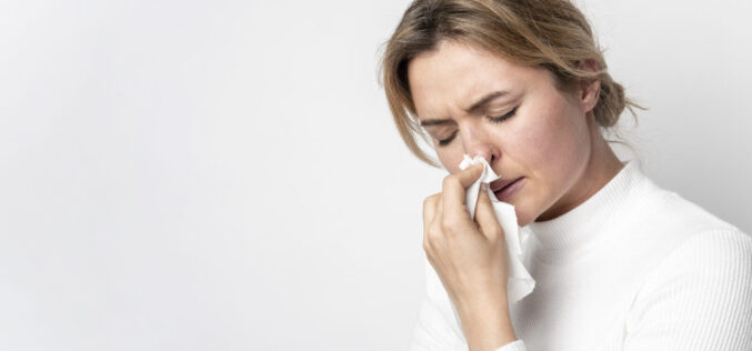 Zapalenie zatok – przyczyny, objawy i leczenie