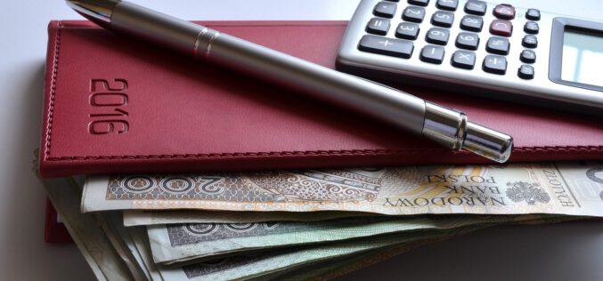 Budowanie historii kredytowej przez odpowiedzialne zarządzanie długiem