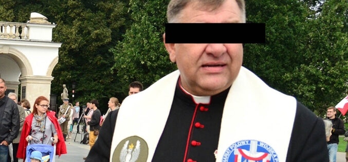 Morawiecki i tajemnice kościelnych działek