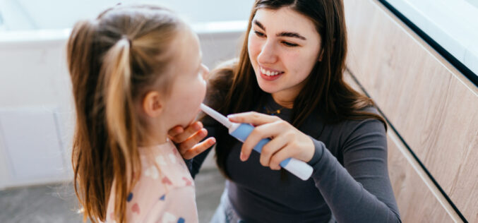 Szczoteczki soniczne dla dzieci – zdrowy uśmiech od najmłodszych lat