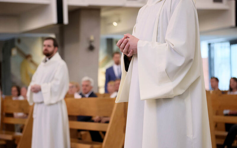 Podatnicy płacą za kształcenie księży