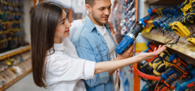 Co można znaleźć w asortymencie marketu budowlanego?