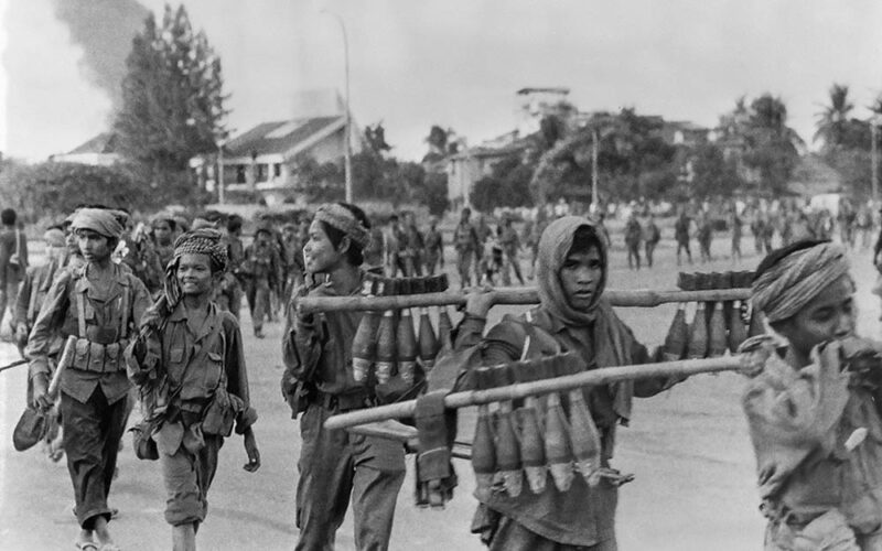 Czerwoni Khmerzy i maraton eksterminacji