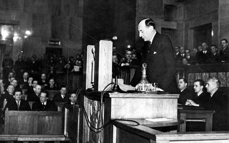 Kto komu powinien dziękować