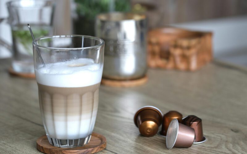 Czy aluminiowe opakowania to przyszłość kawy? Fakty i korzyści!