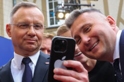 Gigantyczne prowizje i polityczna sitwa